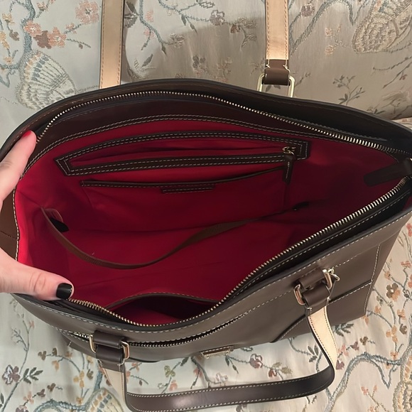 dooney & bourke purse - Picture 2 of 8